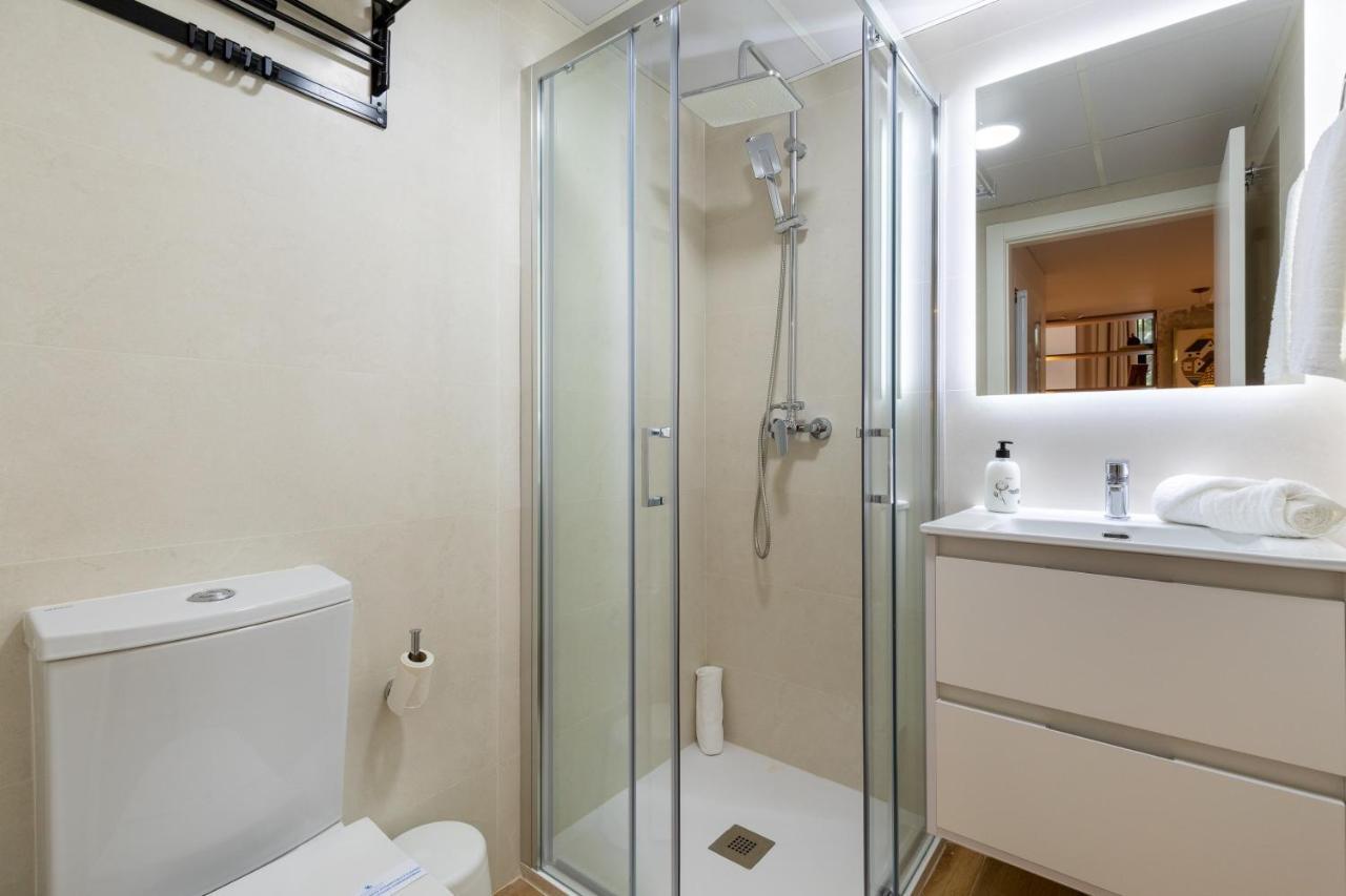 Apartup Opera Loft Love Валенсия Экстерьер фото
