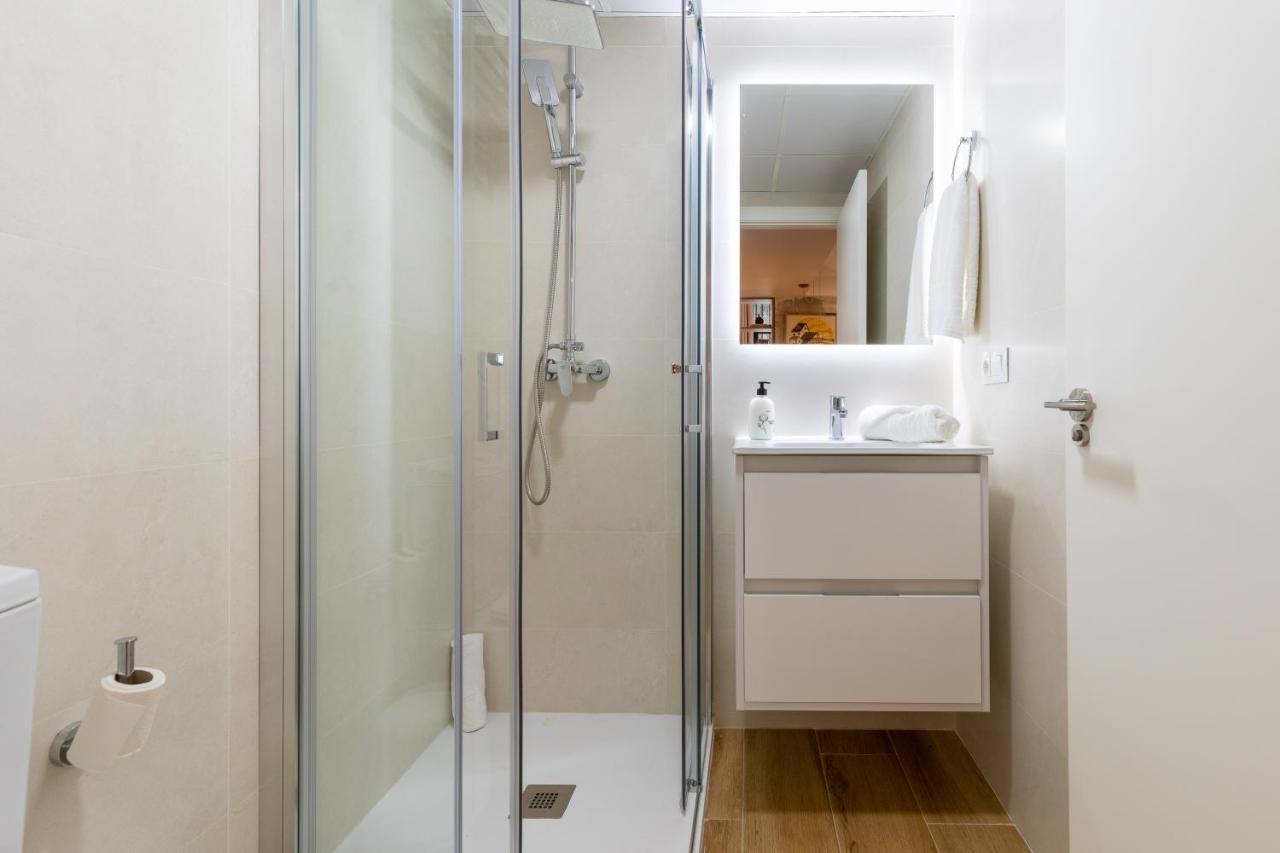 Apartup Opera Loft Love Валенсия Экстерьер фото